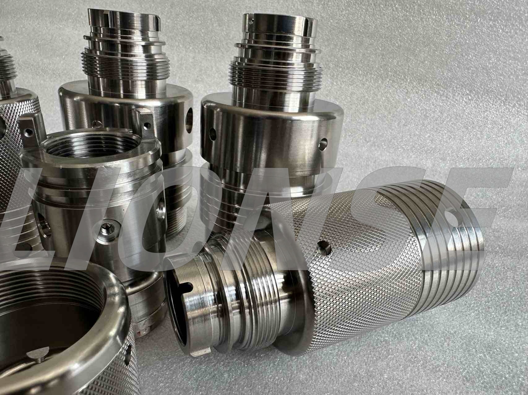 Beda sifat saka telung alloy titanium TC4, TC6 lan TC11 ing macem-macem aspek