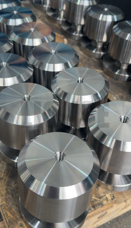 Napa milih stainless steel 304 kanggo nggawe aksesoris katup?