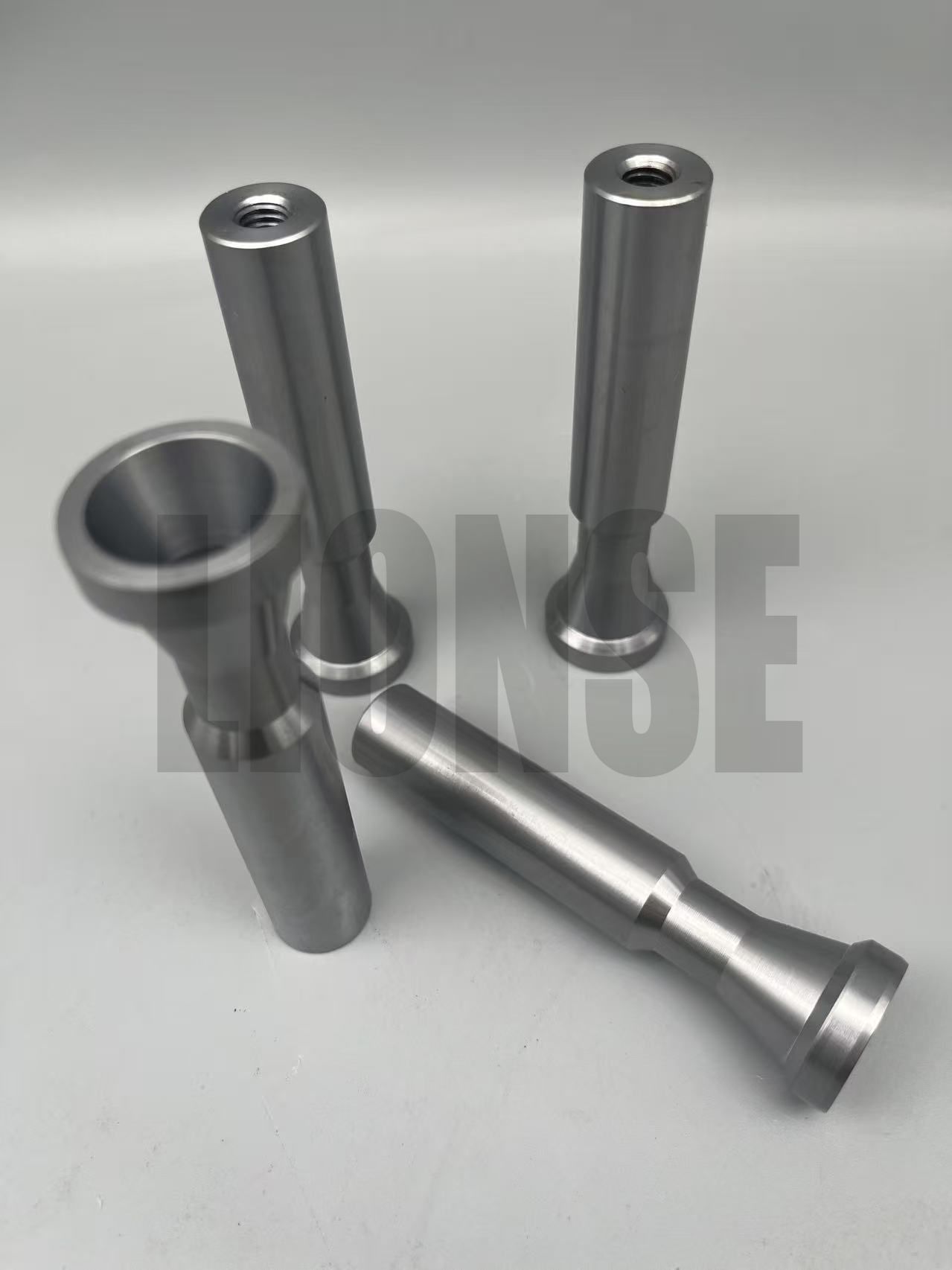 Apa Standoff Utas Mesin CNC Custom?