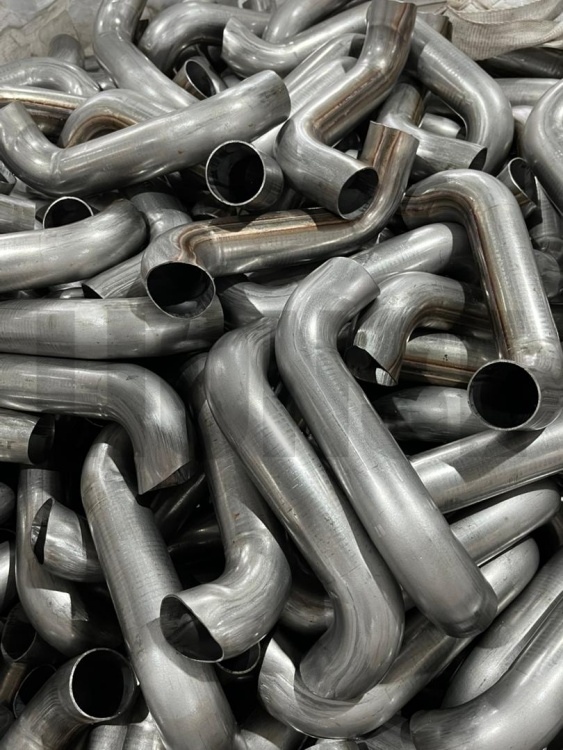 Pipa ekzos otomotif Precision Exhaust